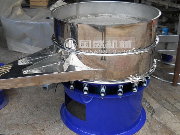 篩分機出料口篩框斷裂